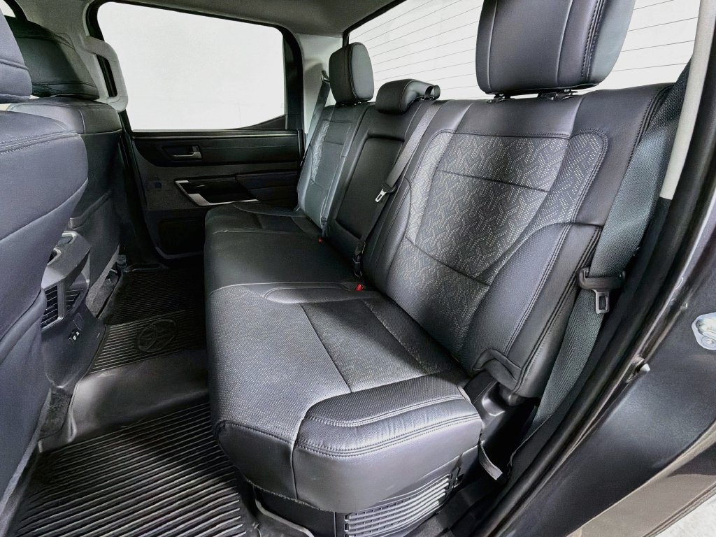 Used 2024 Toyota Tundra Limited AWD/4WD image 18