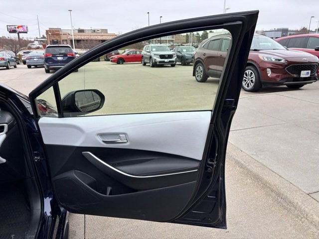 Used 2023 Toyota Corolla SE image 25