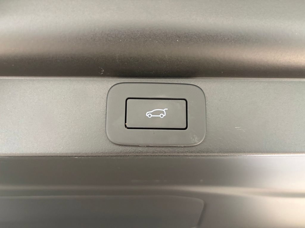 Used 2025 Land Rover Range Rover SE AWD/4WD image 22