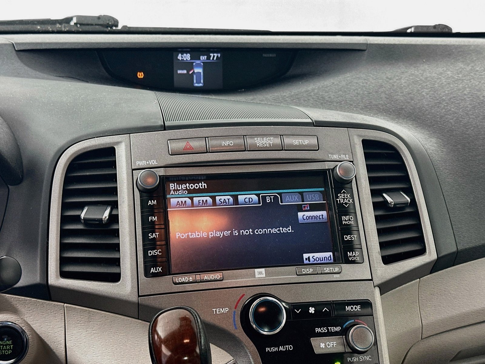 Used 2010 Toyota Venza AWD image 15