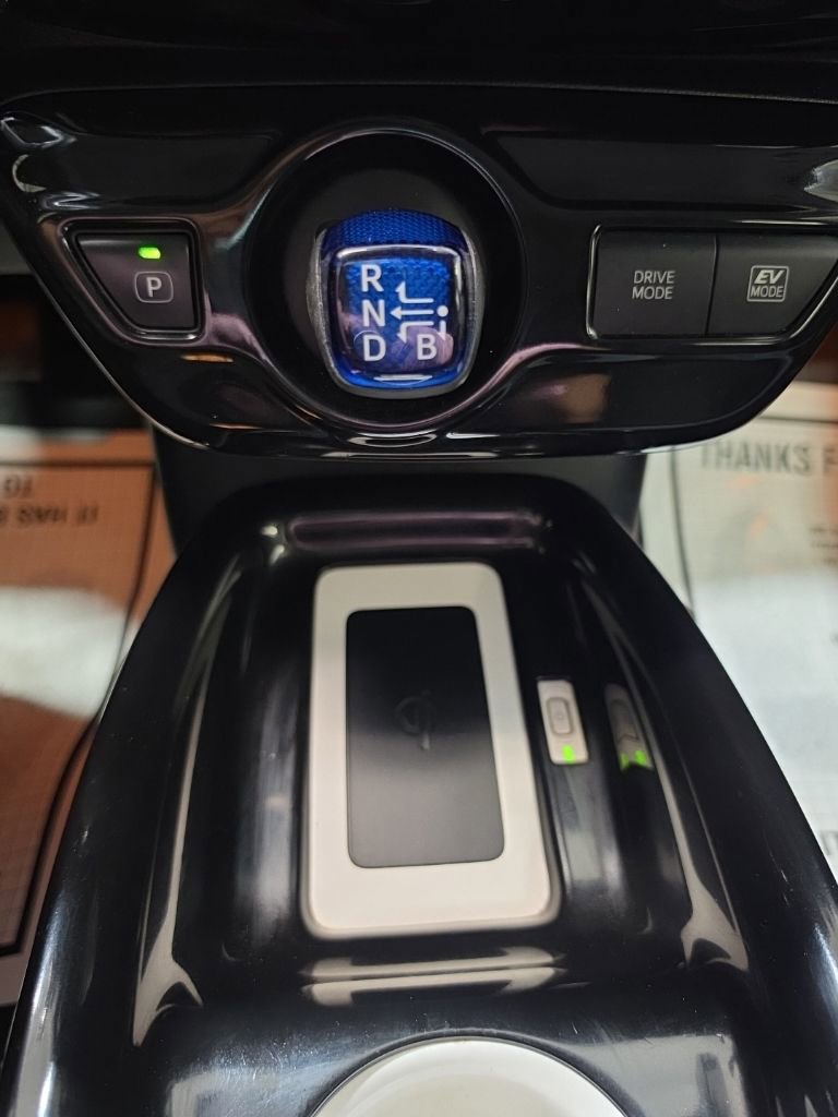 Used 2016 Toyota Prius Three FWD image 30