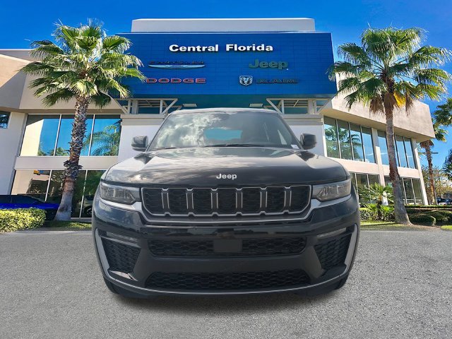New 2027 Jeep Grand Cherokee L Limited w/ Trailer Tow Package RWD image 9