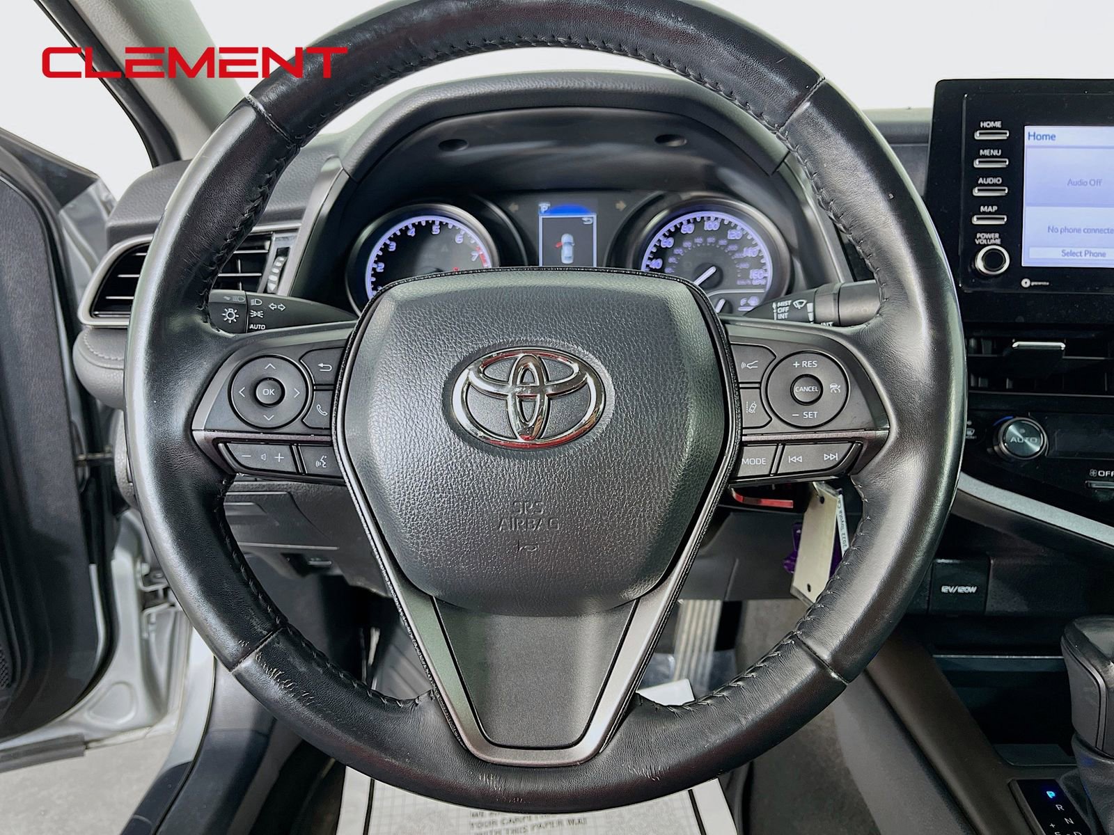 Used 2022 Toyota Camry SE FWD image 14