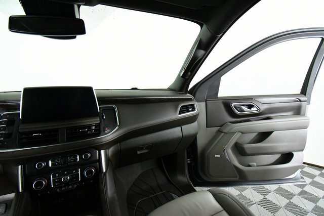 Used 2024 Chevrolet Tahoe Z71 w/ Luxury Package image 20