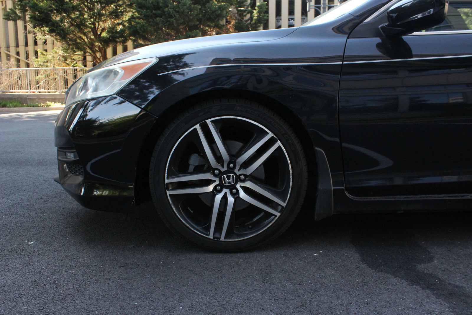 Used 2017 Honda Accord Sport Special Edition image 11