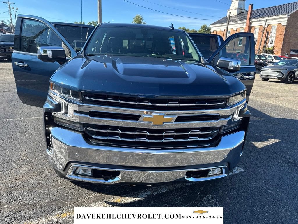 Used 2021 Chevrolet Silverado 1500 LTZ AWD/4WD image 35
