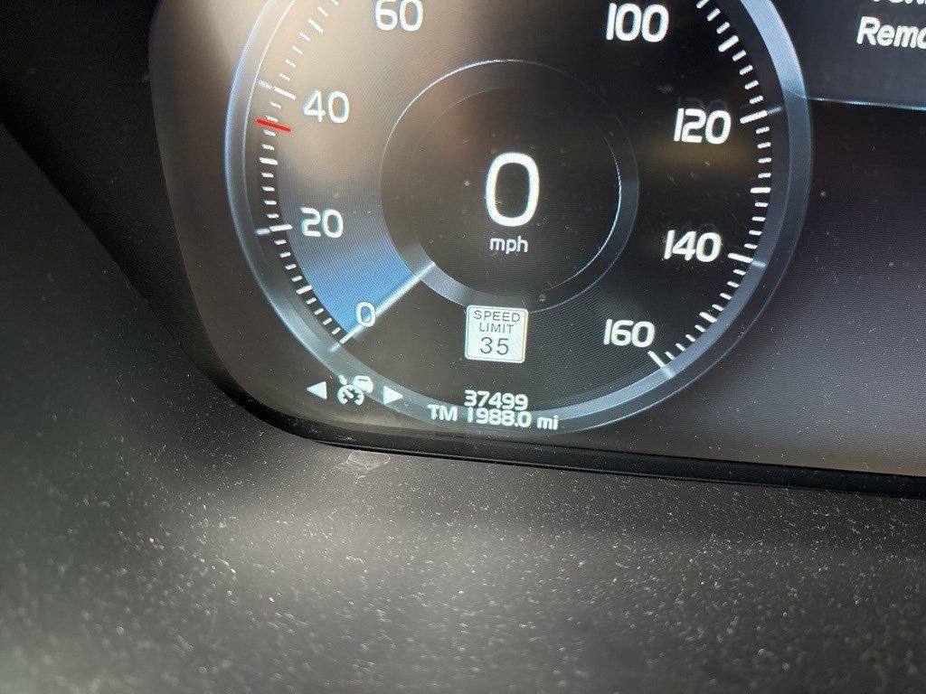 Used 2021 Volvo XC60 T5 Inscription w/ Advanced Package image 12