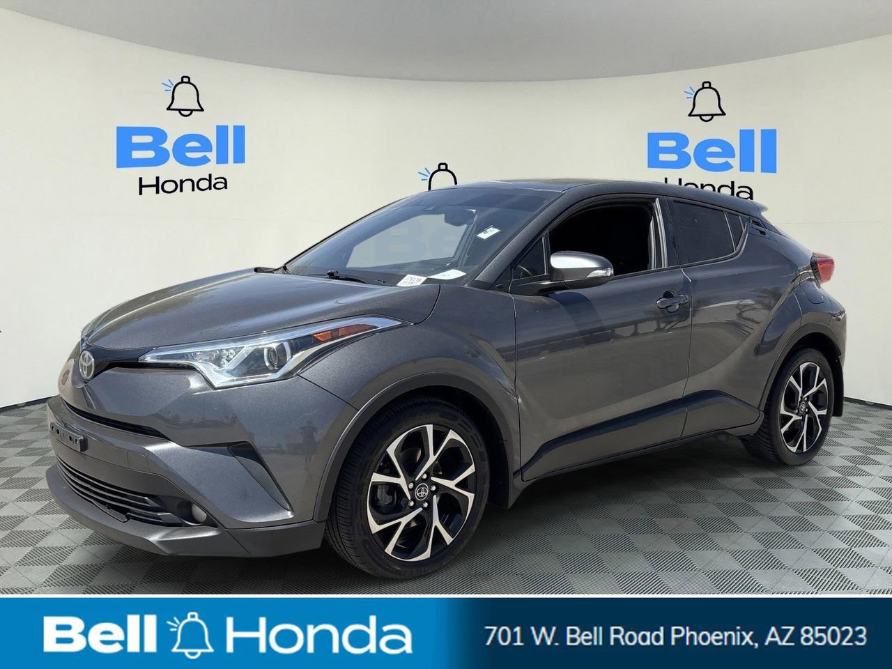 Used 2018 Toyota C-HR XLE FWD video 1