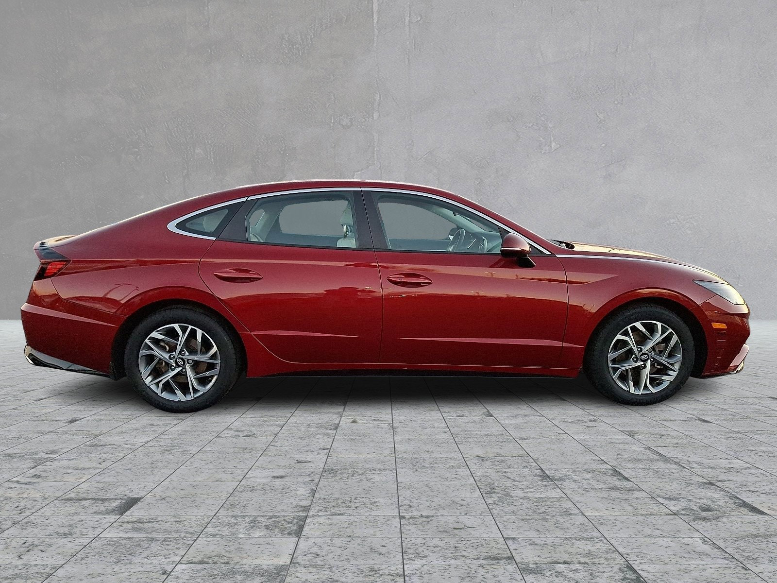 Certified 2023 Hyundai Sonata SEL w/ Winter Weather Package image 12