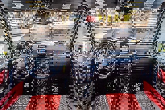 Used 2016 Mercedes-Benz G 63 AMG 4MATIC image 3