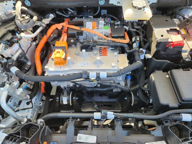 New 2025 Chevrolet Equinox EV LT image 24