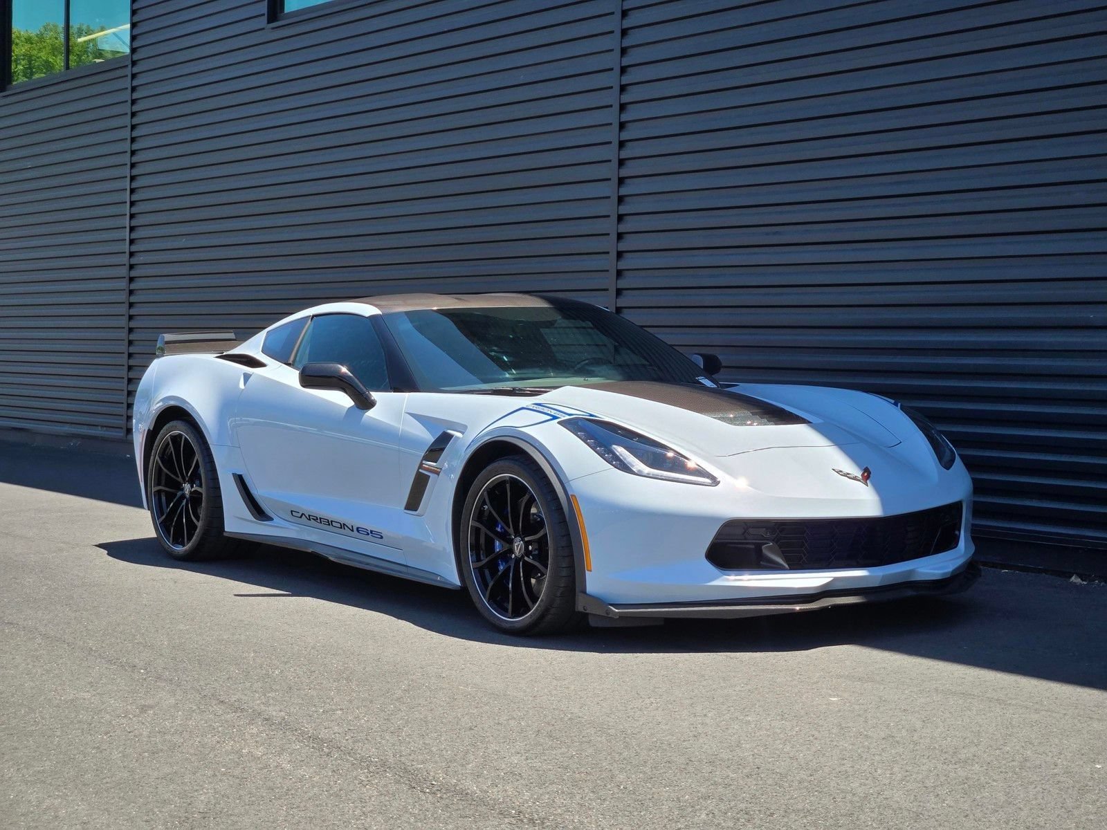 Used 2018 Chevrolet Corvette Grand Sport w/ Carbon 65 Edition RWD image 10