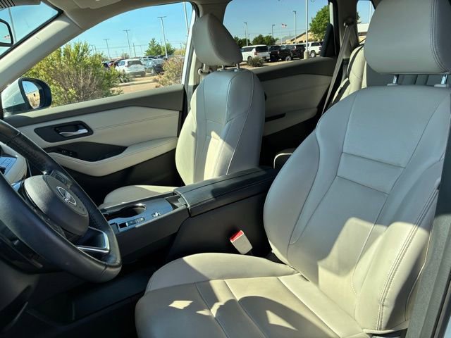 Certified 2024 Nissan Rogue SL FWD image 12