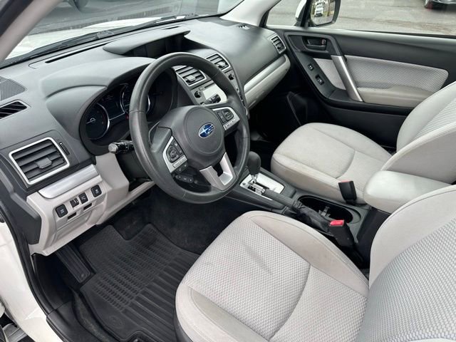 Used 2017 Subaru Forester 2.5i Premium image 13