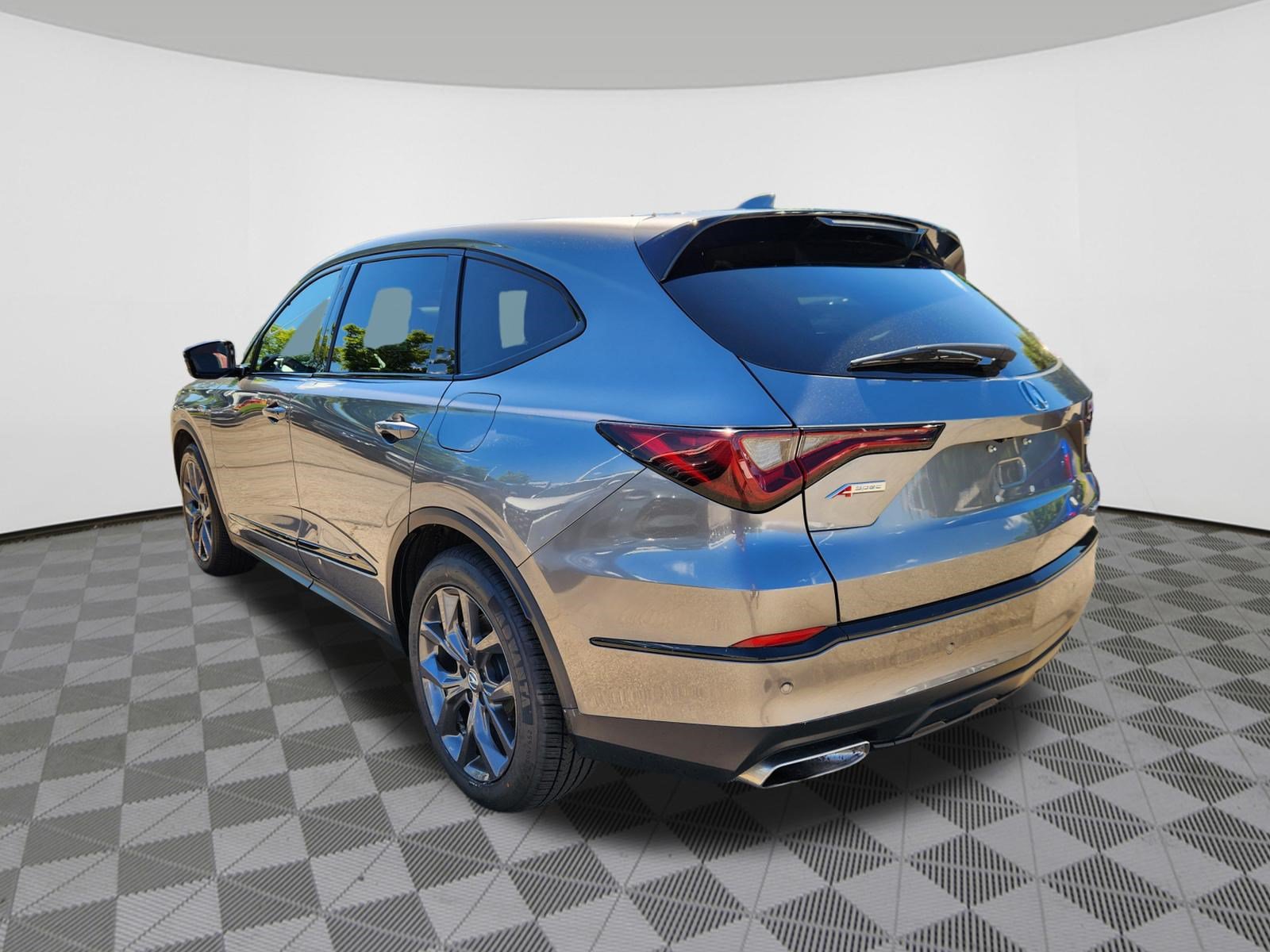 Used 2024 Acura MDX A-Spec AWD/4WD image 3