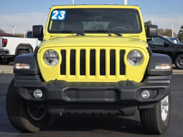 Used 2023 Jeep Wrangler Sport S image 14
