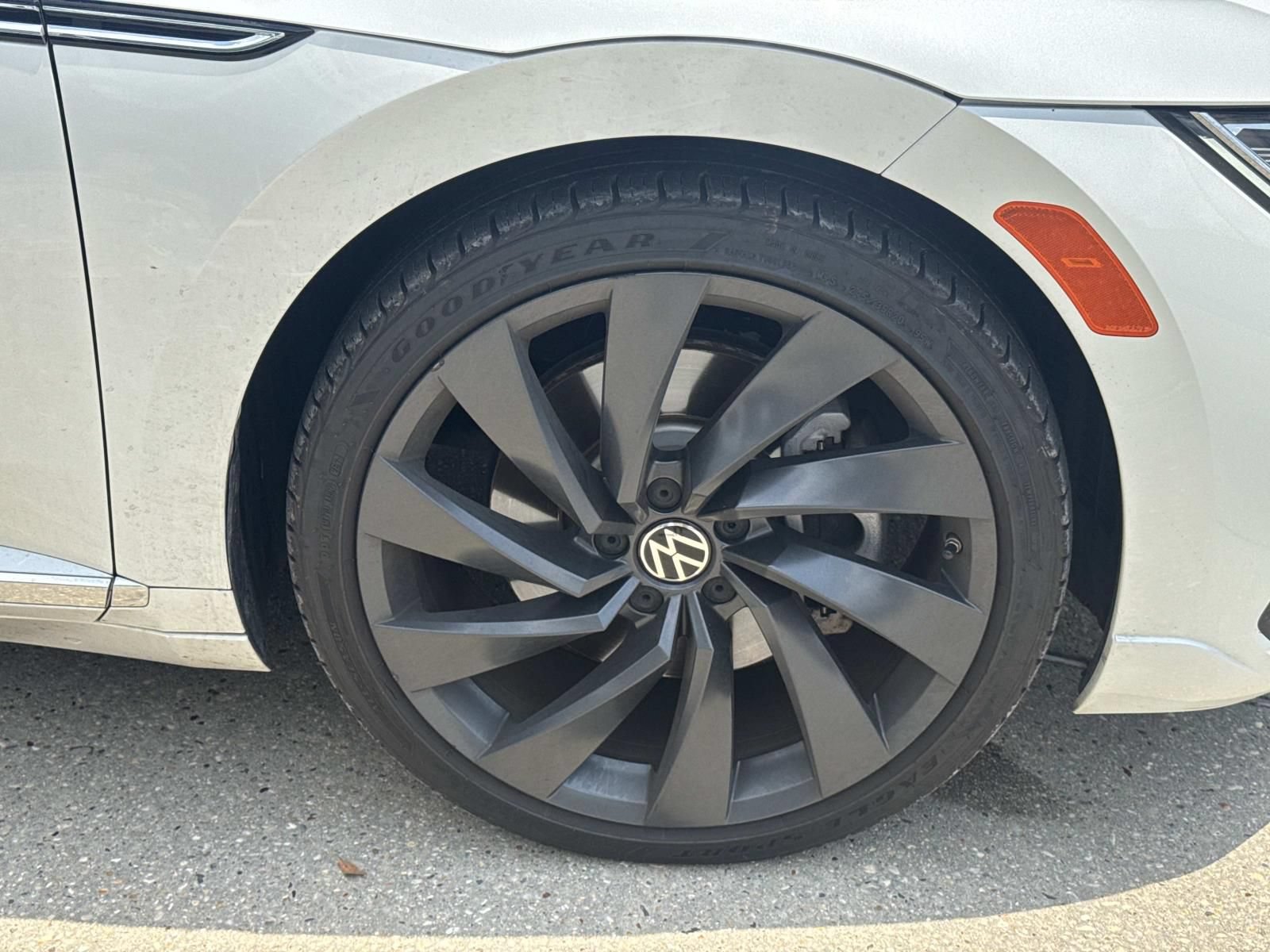 Used 2023 Volkswagen Arteon SEL AWD/4WD image 4