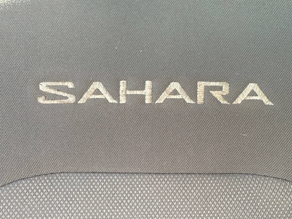 Used 2018 Jeep Wrangler Unlimited Sahara w/ Uconnect 4C Nav & Sound Group AWD/4WD image 20