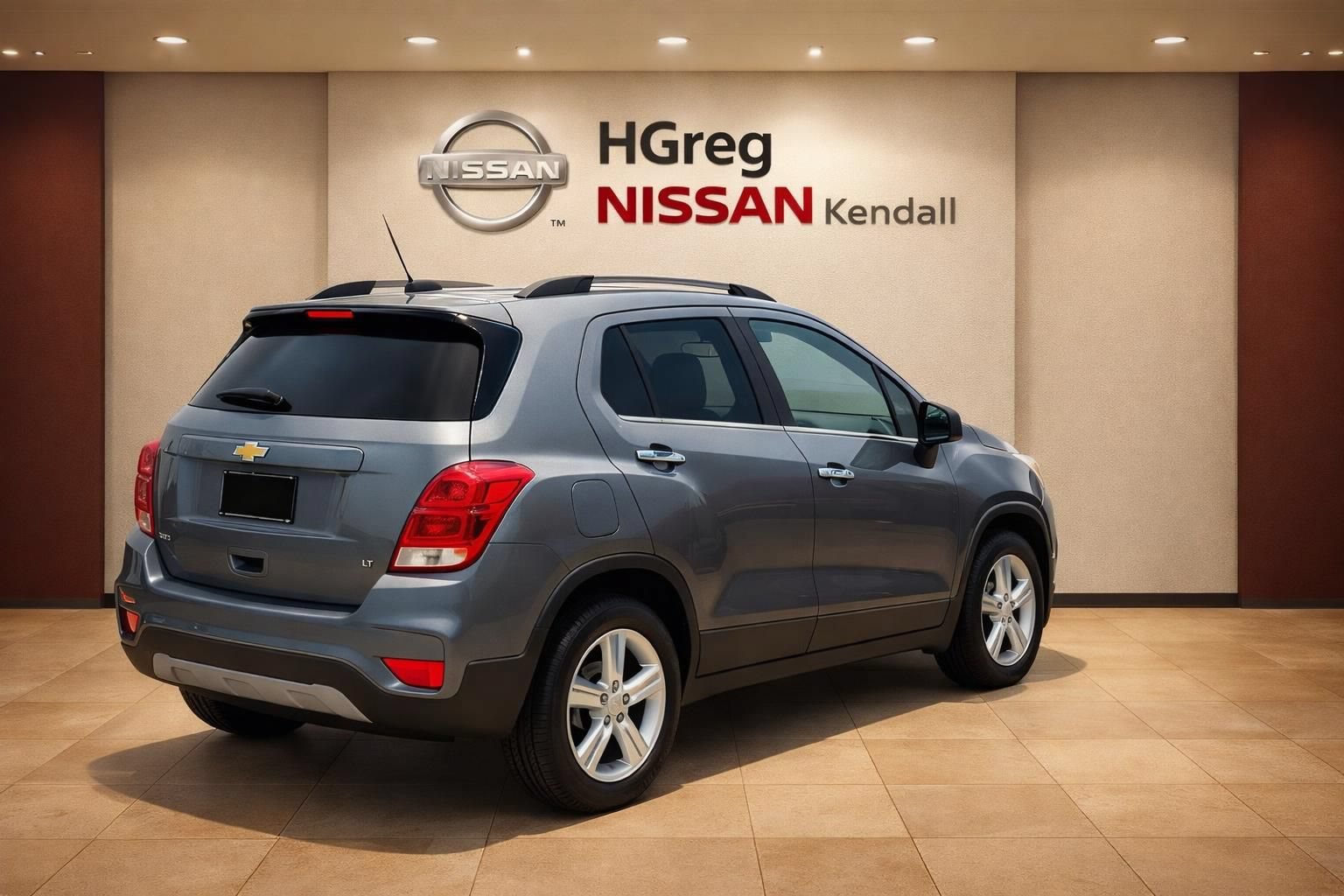 Used 2019 Chevrolet Trax LT w/ LT Convenience Package FWD image 4