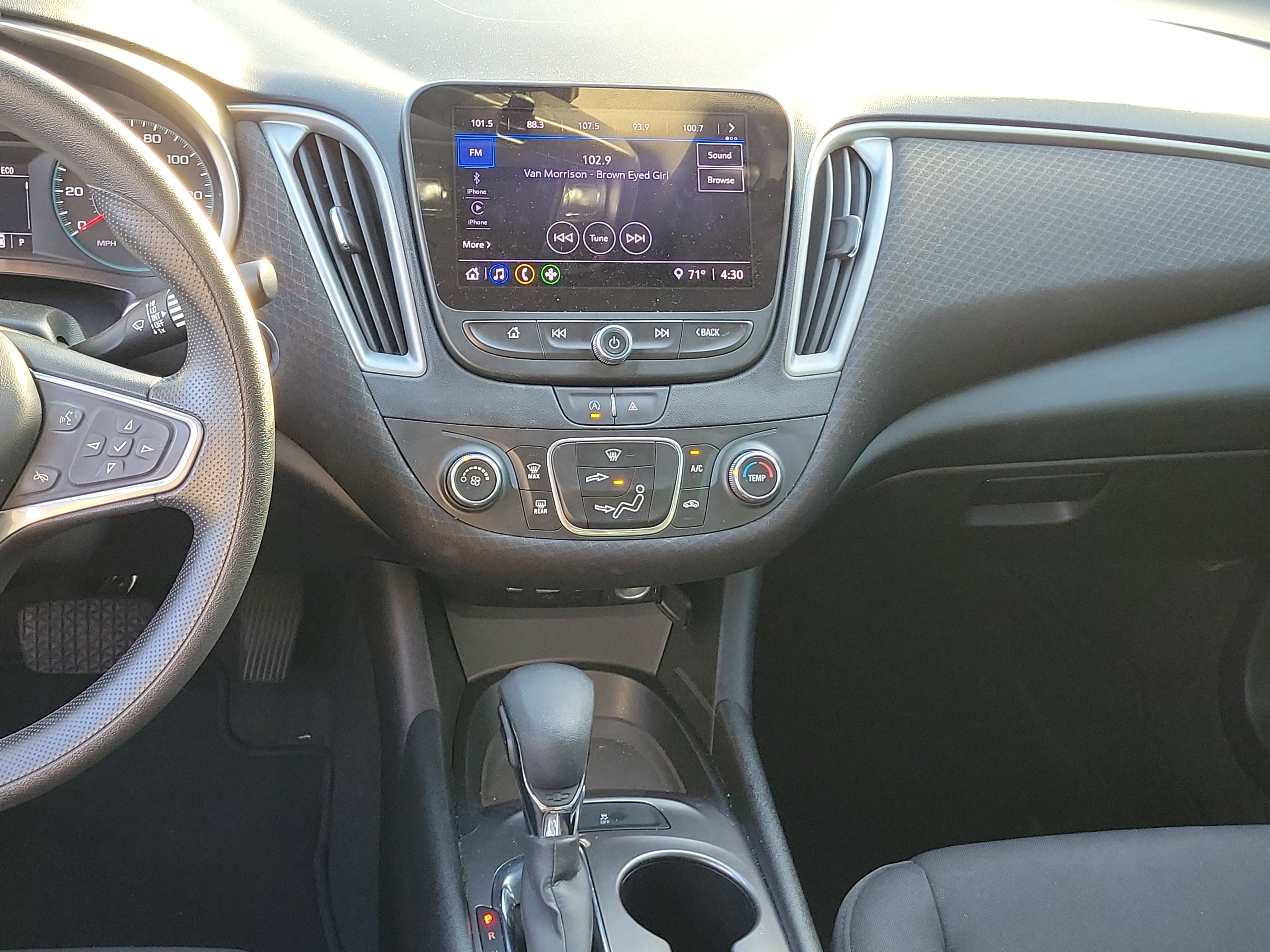 Used 2022 Chevrolet Malibu LS image 17