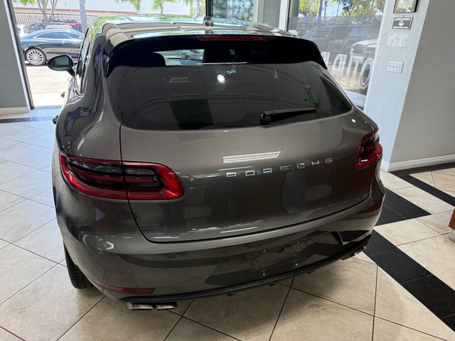 Used 2016 Porsche Macan Turbo AWD/4WD image 5