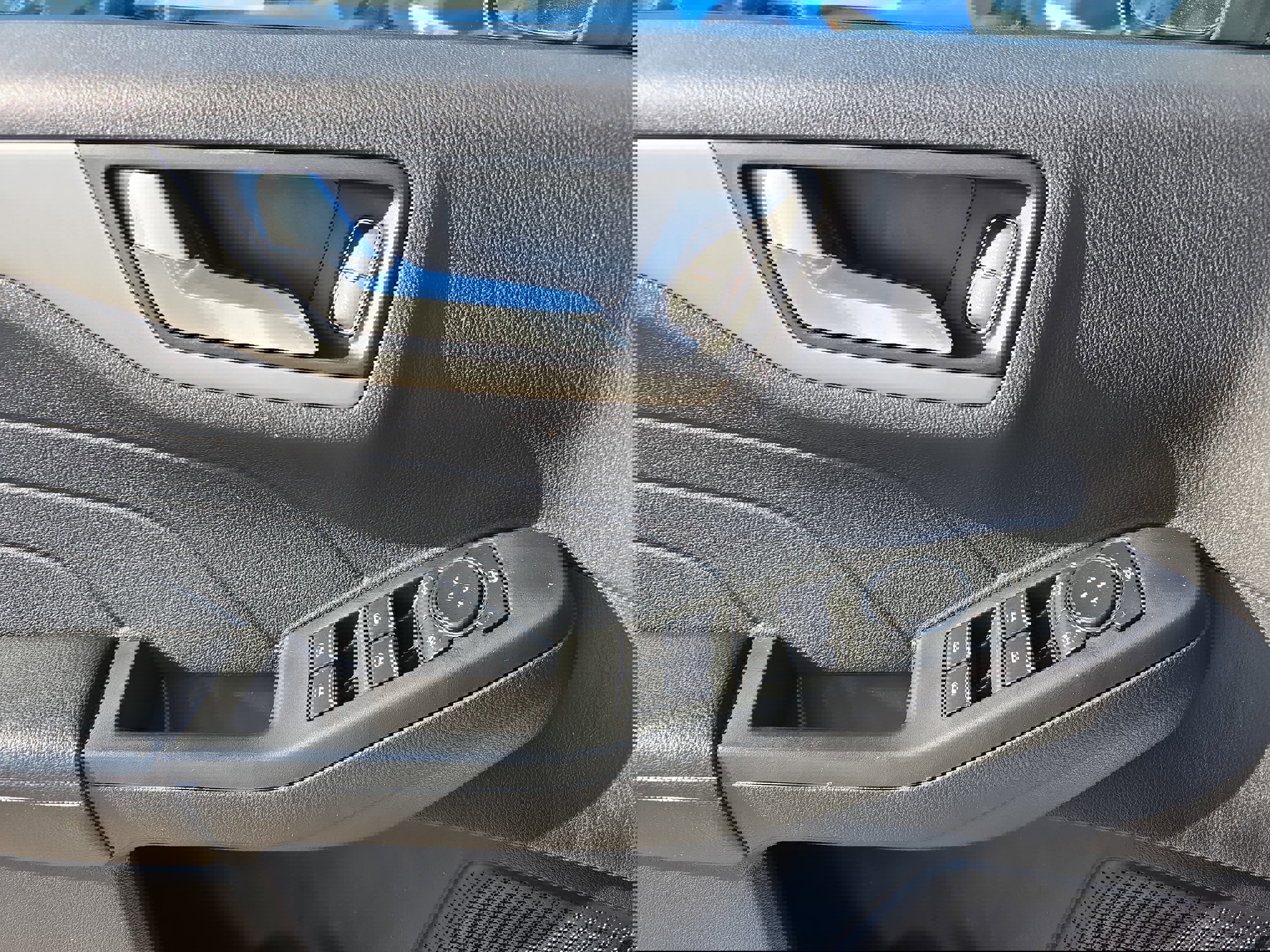 Used 2022 Ford Escape SEL image 30