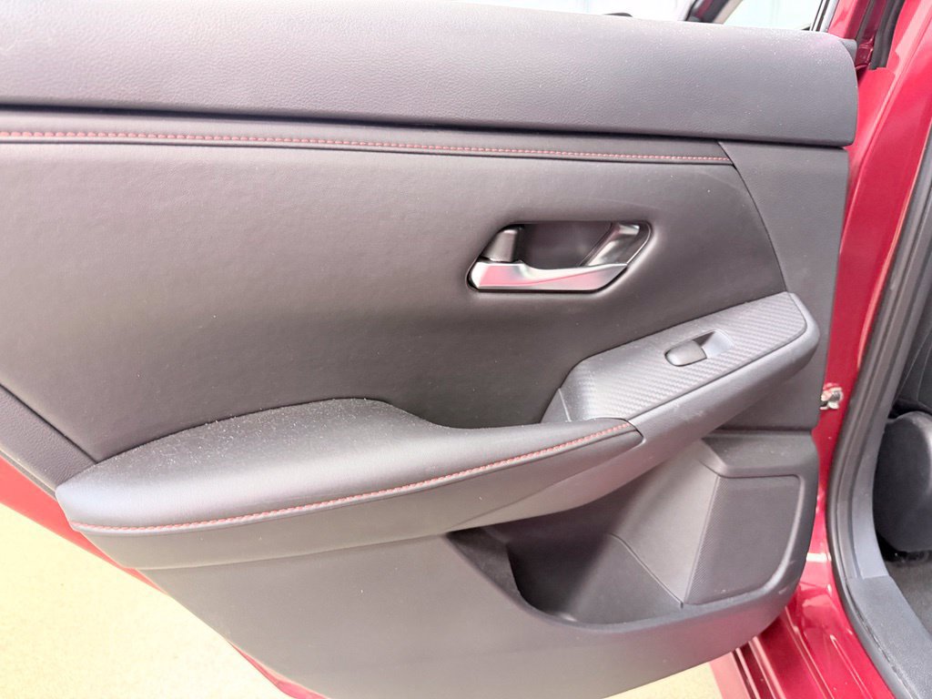 Used 2024 Nissan Sentra SR FWD image 16