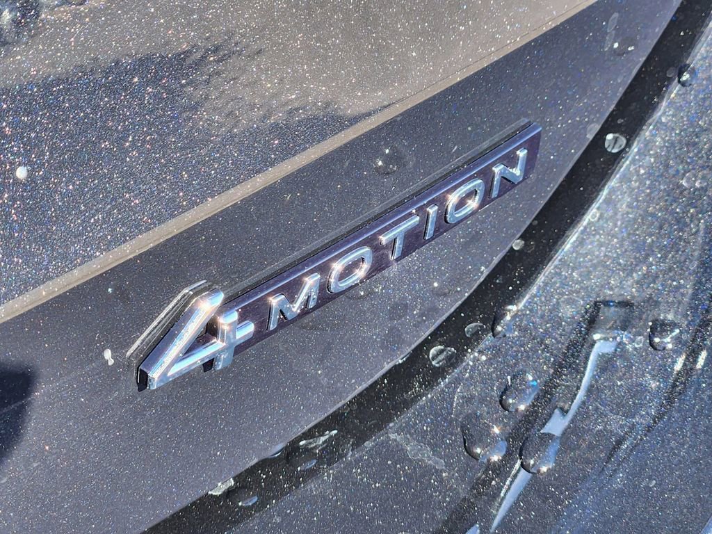 New 2026 Volkswagen Tiguan SE R-Line image 31