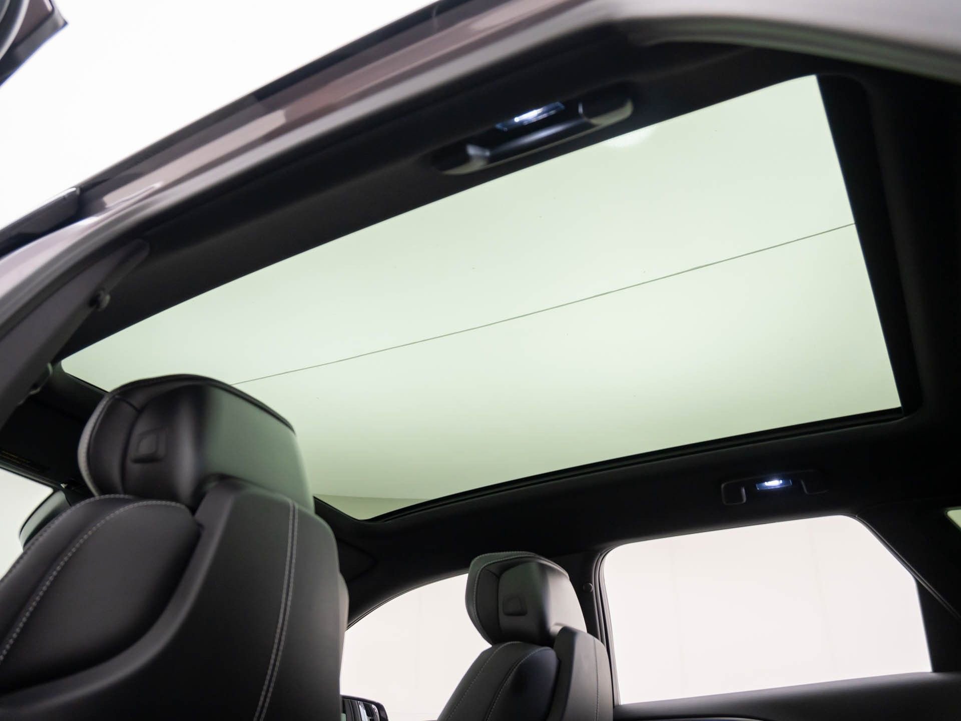 New 2026 Cadillac Lyriq Luxury image 11