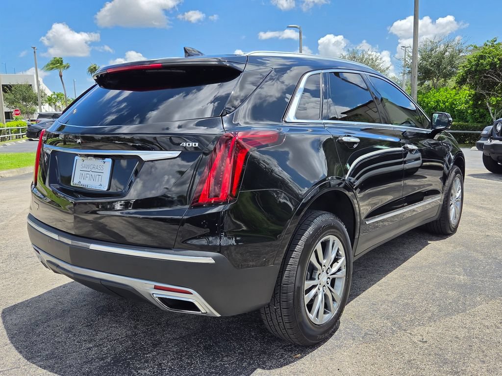 Used 2022 Cadillac XT5 Premium Luxury w/ Technology Package FWD image 9