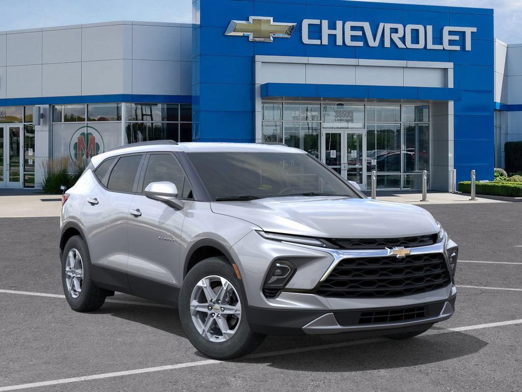 New 2026 Chevrolet Blazer LT w/ Convenience Package AWD/4WD image 7