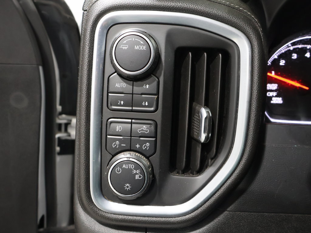 Used 2021 Chevrolet Silverado 1500 LT Trail Boss w/ Convenience Package II AWD/4WD image 35