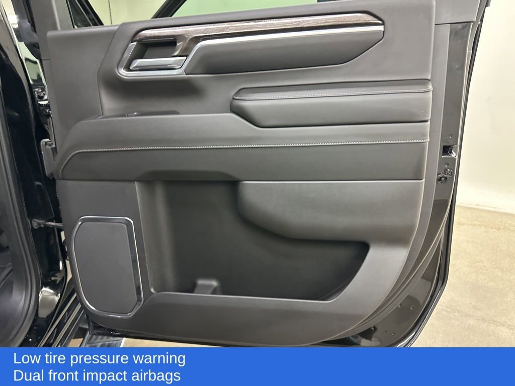 Used 2024 Chevrolet Silverado 2500 LTZ w/ LTZ Premium Package image 23