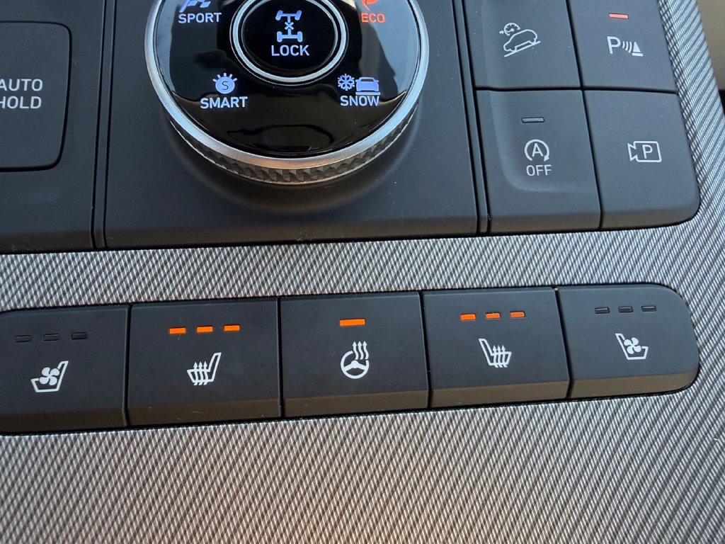 Used 2023 Hyundai Palisade SEL AWD/4WD image 17