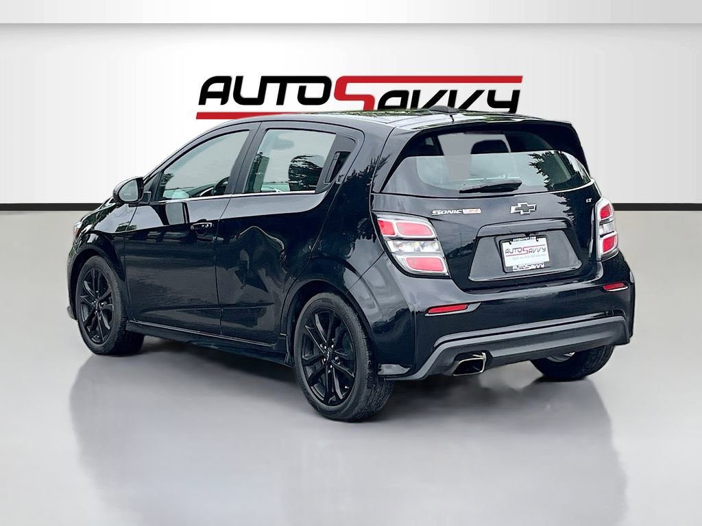 Used 2018 Chevrolet Sonic LT w/ Fun and Sun Package FWD image 5