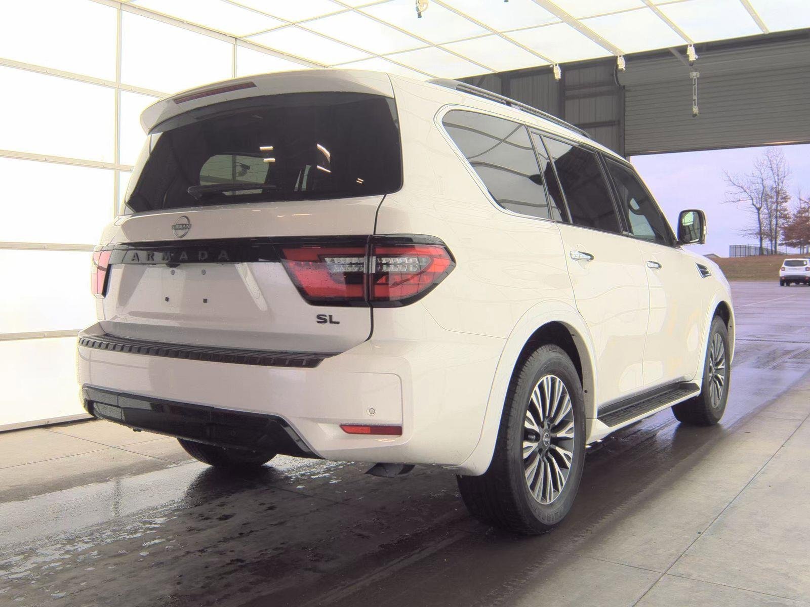 Used 2024 Nissan Armada SL w/ Midnight Edition Package image 5