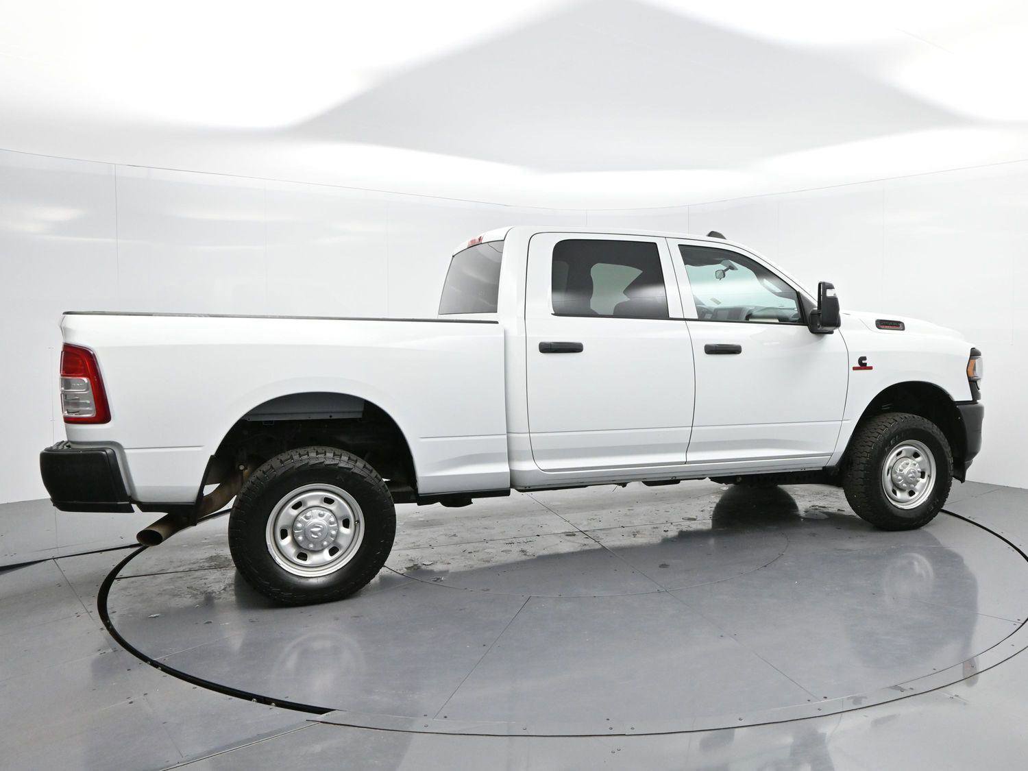 Used 2024 RAM 2500 Tradesman image 2
