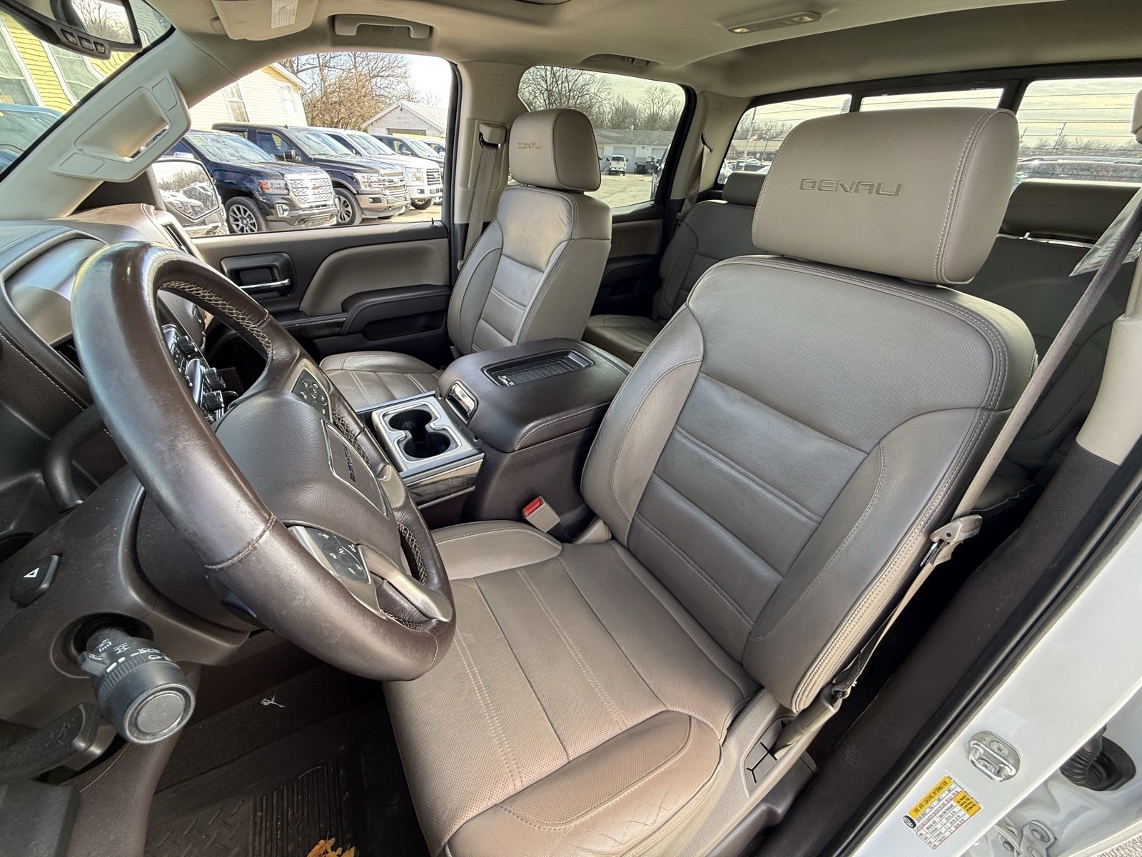 Used 2016 GMC Sierra 1500 Denali w/ Enhanced Driver Alert Package image 10