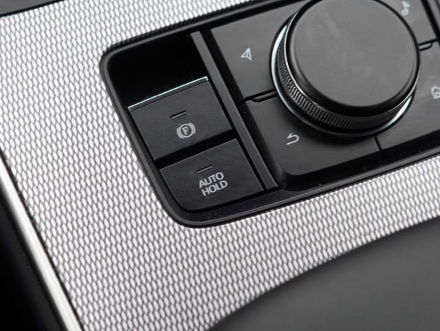 Used 2025 MAZDA CX-90 Plug-In Hybrid w/ Preferred image 33