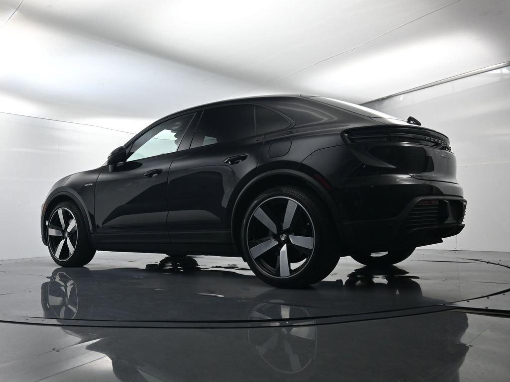 Certified 2024 Porsche Macan 4 Electric image 49