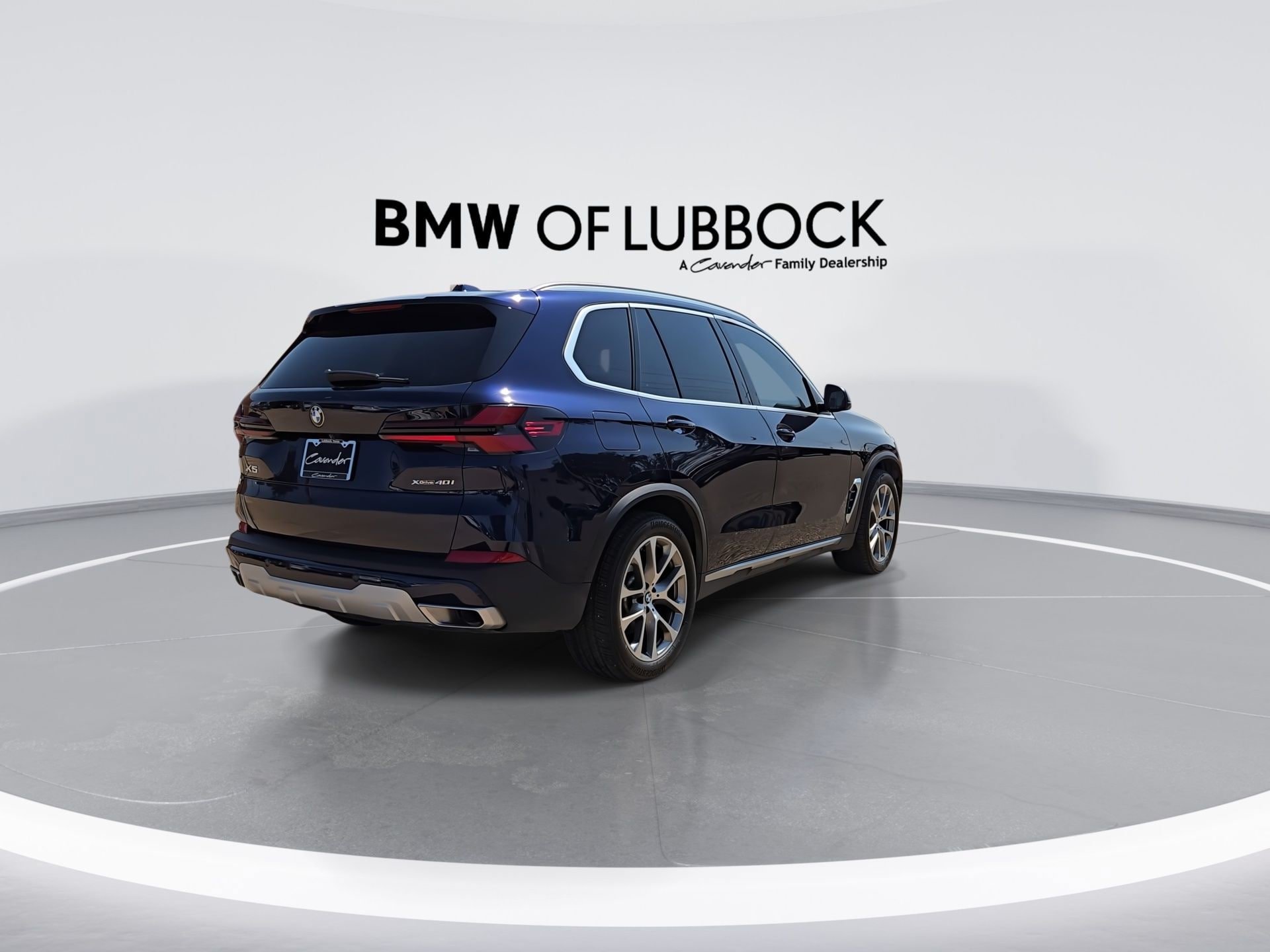 Used 2024 BMW X5 xDrive40i w/ Premium Package AWD/4WD image 8