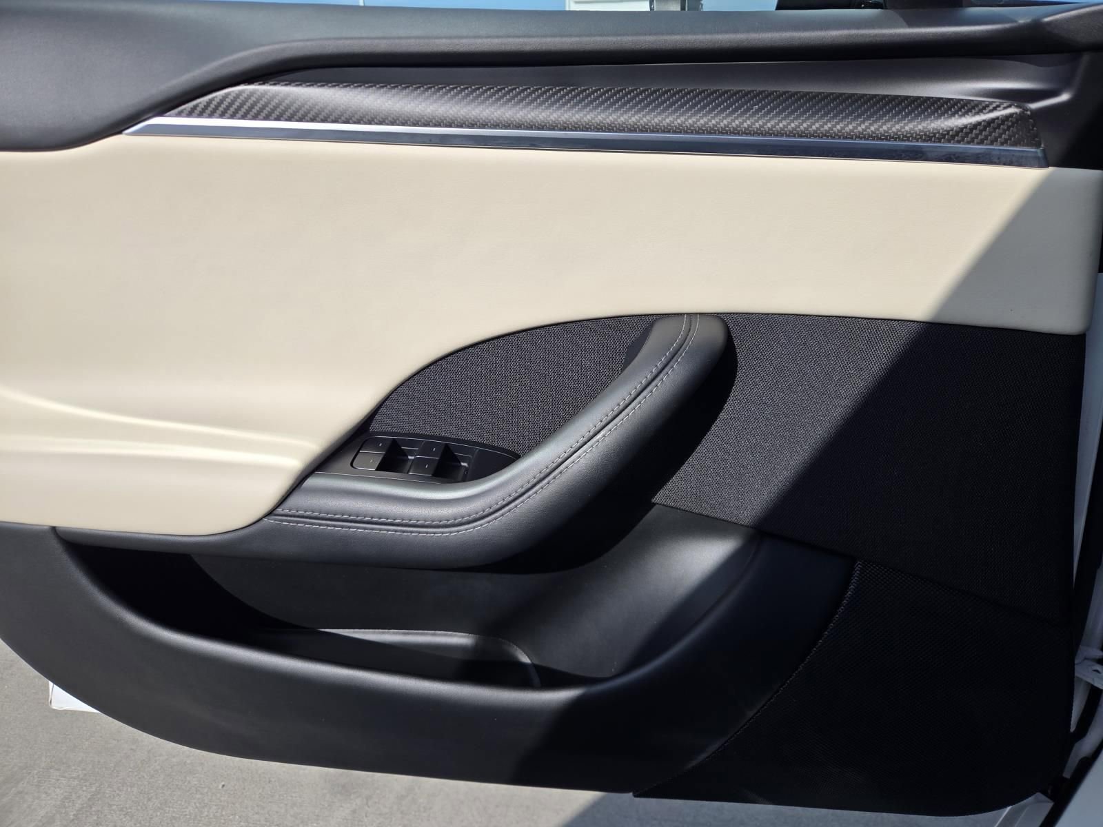 Used 2023 Tesla Model S Plaid image 16