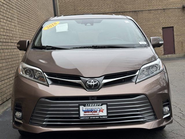 Used 2019 Toyota Sienna Limited Premium image 42