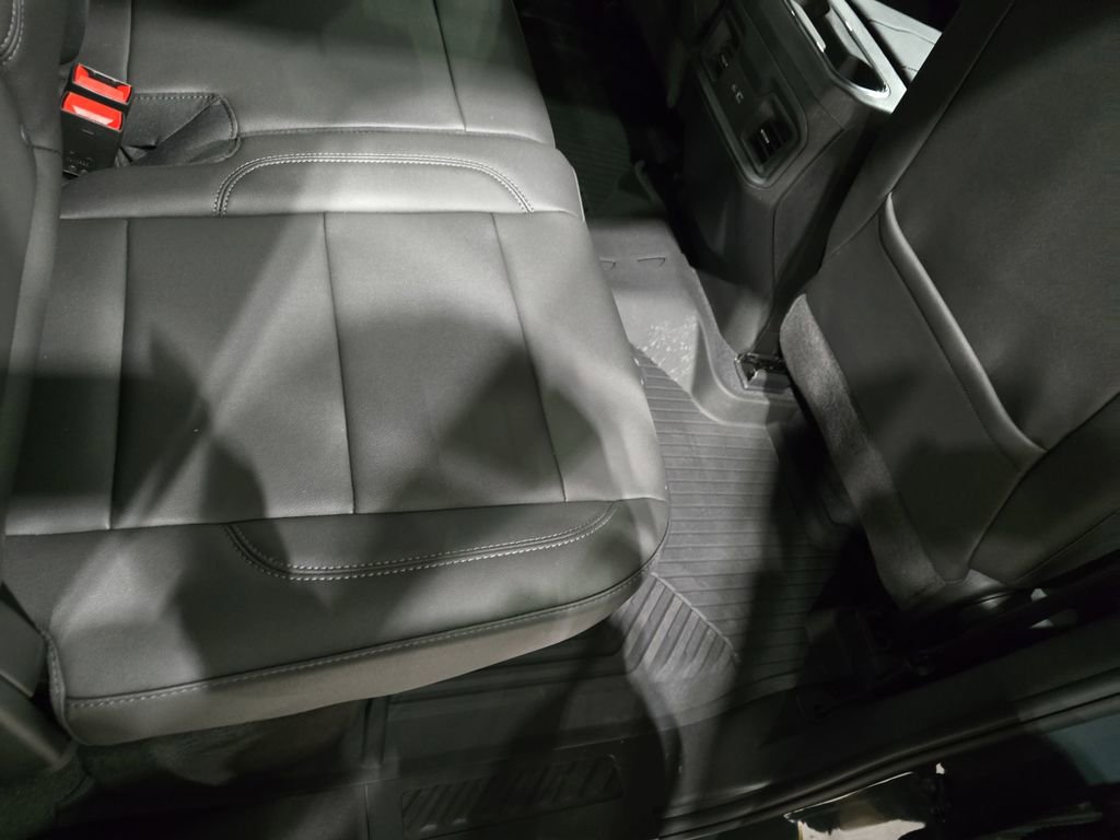 New 2026 Chevrolet Silverado 1500 LT w/ All Star Edition Plus image 11