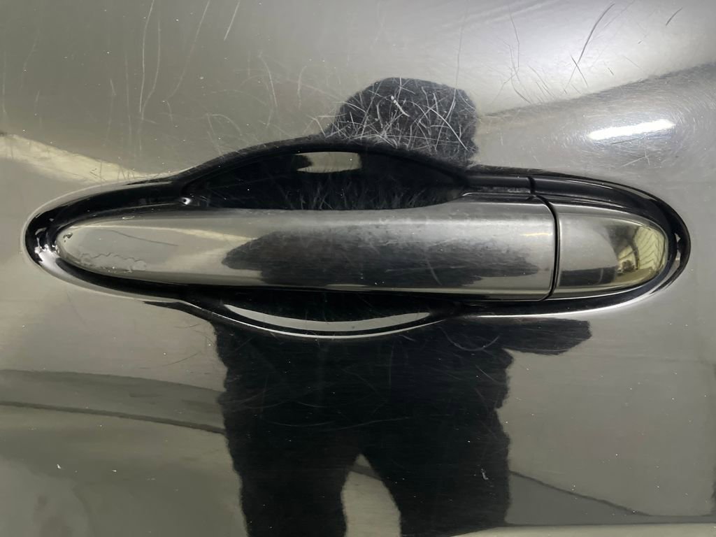 Used 2019 Jeep Cherokee Latitude w/ Popular Appearance Group image 42