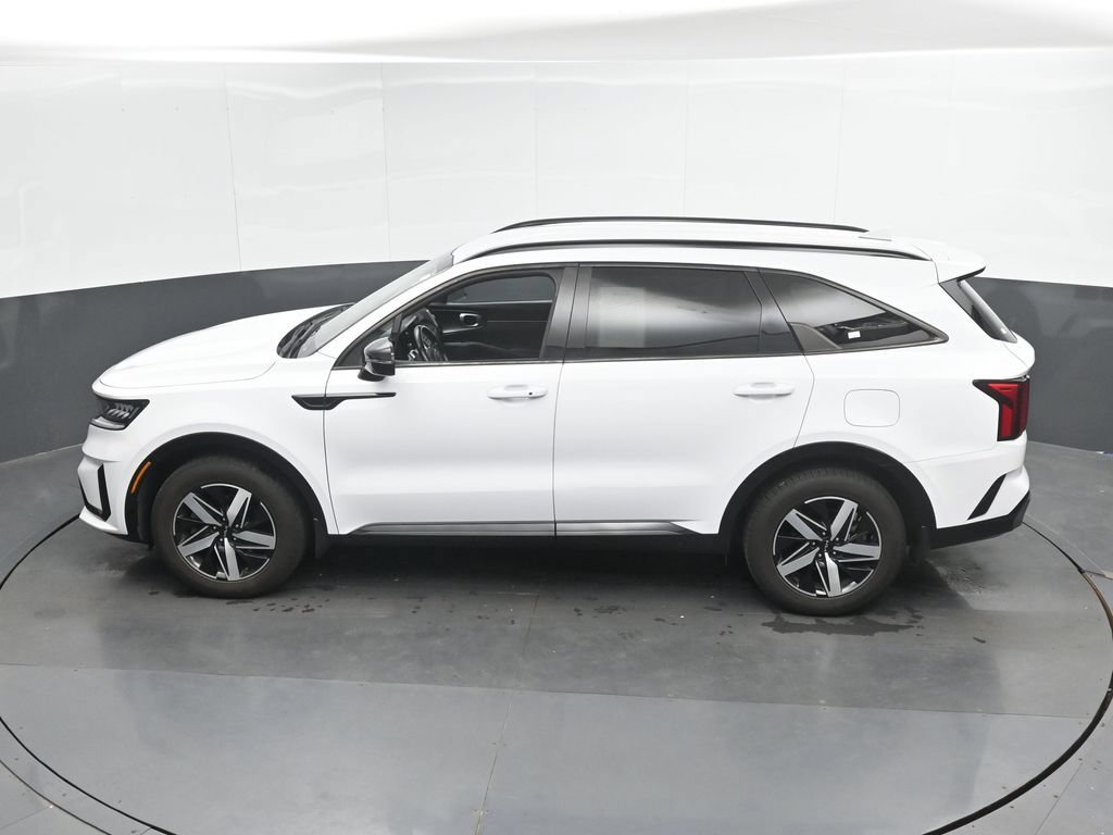 Used 2022 Kia Sorento S FWD image 38