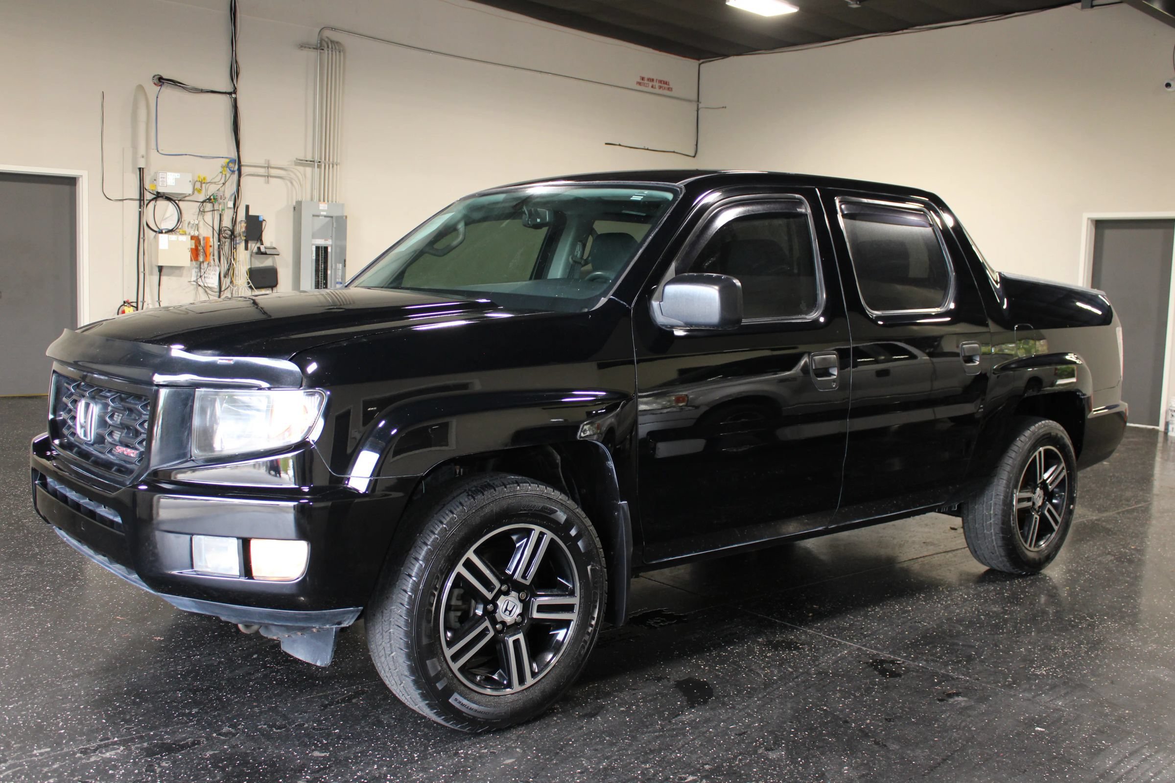 Used 2014 Honda Ridgeline Sport image 9