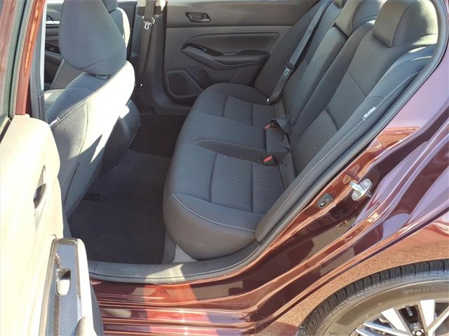 Used 2023 Nissan Altima 2.5 SV w/ SV Premium Package image 13