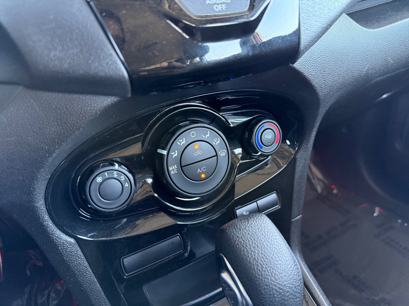 Used 2019 Ford Fiesta ST-Line FWD image 20