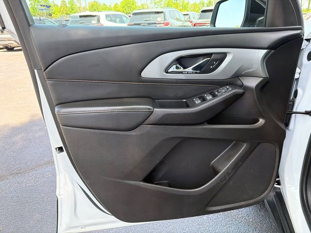 Used 2021 Chevrolet Traverse LS w/ LPO, Floor Liner Package FWD image 10